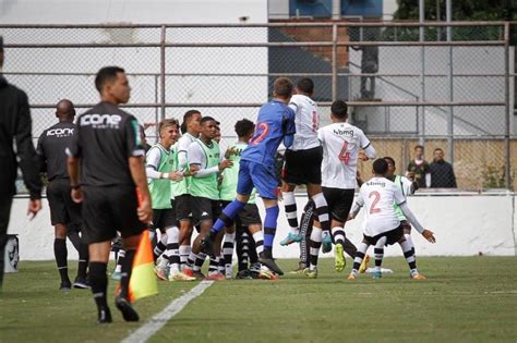 Assista Aos Melhores Momentos De Vasco 4 X 1 Flamengo Pela Copa Rio Sub 15 Vasco Notícias