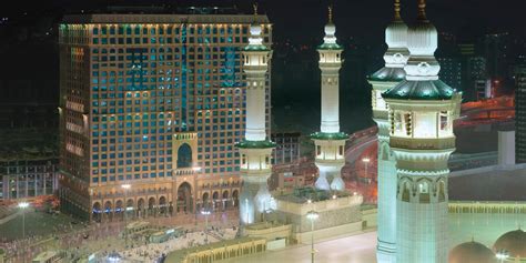 **jarak 50 meter dari masjidi haram. 10 Hotel Terbaik di Mekah Pilihan Popular Jemaah Malaysia