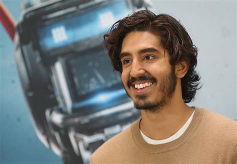 𝒄𝒚𝒏𝒕𝒉𝒊𝒂 𝒇𝒊𝒍𝒍𝒆 𝒅𝒆 𝒍𝒂 𝒍𝒖𝒏𝒆 On Twitter So Dev Patel Decided To Grow