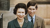Isabel II y su hijo el príncipe Carlos de Inglaterra