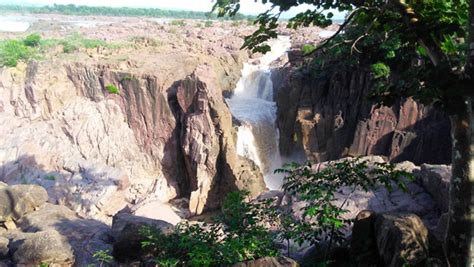 Raneh Waterfall Khajuraho Trekraw