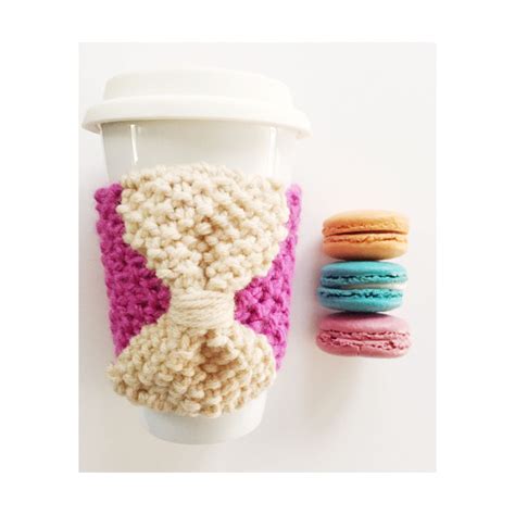 Finger knitting is an easy and fun way to create a thick knit this cozy finger knit blanket was incredibly easy and fun to make. Knit cup cozy But first, coffee.. | Knit cup cozy, Cup ...