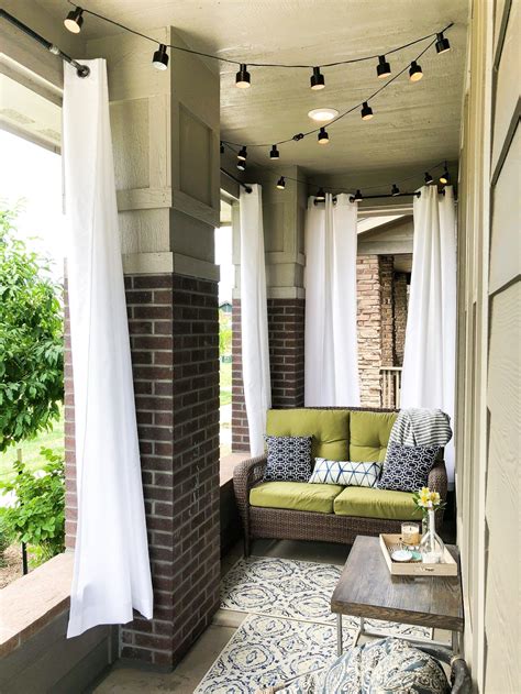 Front porch decorating ideas abound, but before you dive in, you need to consider the following: Front Porch Refresh: Ideas to Make your Front Porch Feel ...