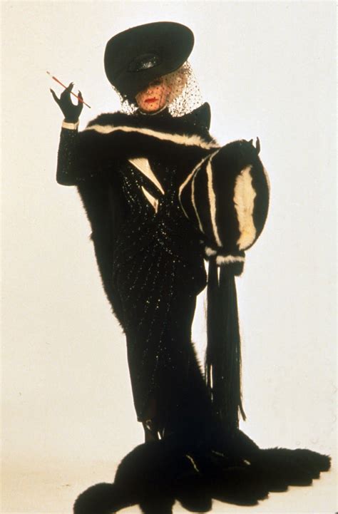 Vanilla Sky Blog Icon Glenn Close As Cruella Cruella Costume