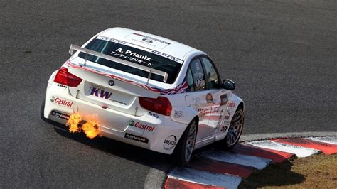 "EU moet na 2035 thermische auto's blijven produceren voor buitenland"