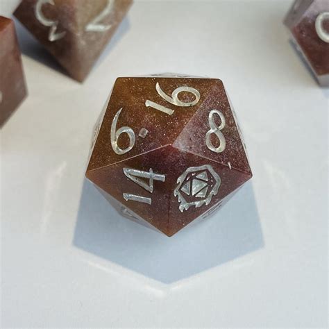 A Complete Guide To Dice In Dungeons And Dragons Dnd Dice Explained