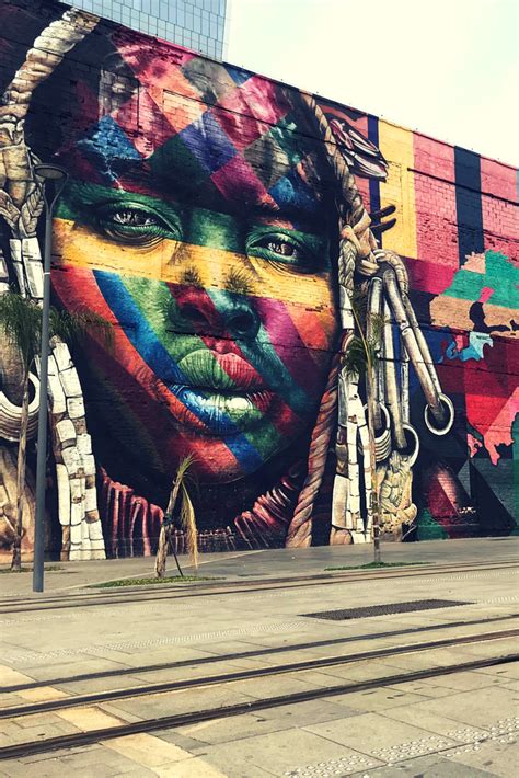Street Art No Rio De Janeirograffiti E Cores Para Os Muros Da Cidade