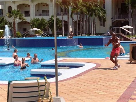 Zumba Time Boom Shakalaka Picture Of Hotel Riu Palace Aruba Palm My Xxx Hot Girl