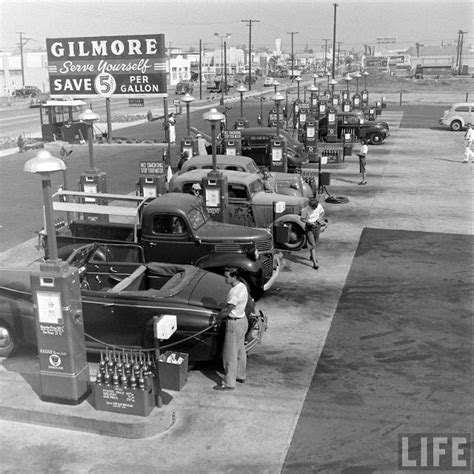 gilmore oil s gas a teria one of the first self serve gas stations in los angeles 1948 old gas