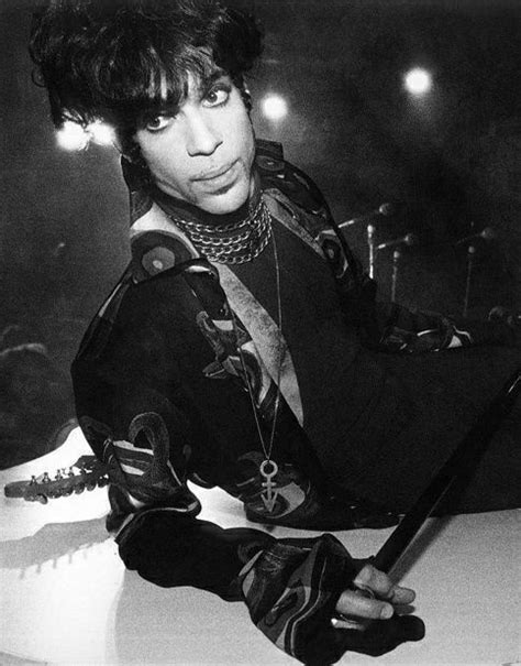 Pin By Hennie Mendel On Prince 《diamonds And Pearls》 Prince Rogers