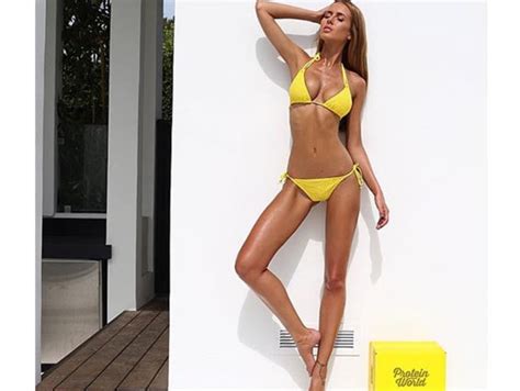 Aussie Model Renee Somerfield Defends ‘are You Beach Body Ready Ad