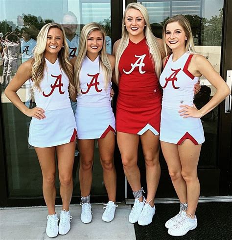 See More Alabama Cheerleaders Here Hot Cheerleaders Cheerleading