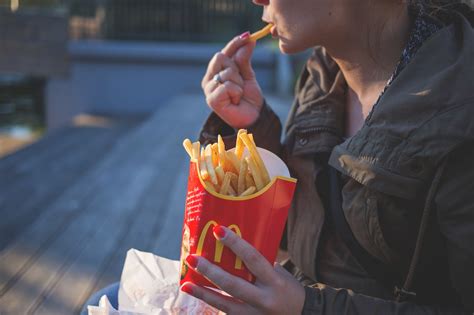 10 Hábitos Que Dañan Tu Salud Y Que Realizas A Diario Rotoplas Argentina