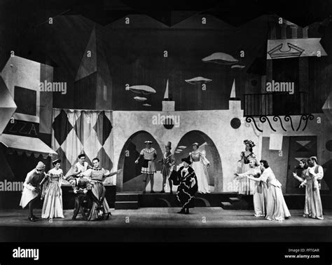 Kiss Me Kate 1948 Nscene From The Broadway Production Of Cole Porters Musical Kiss Me Kate