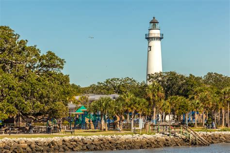 Budget Travel St Simons Island Georgia Coolest Small Towns 2022