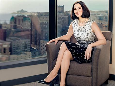 2 What Is Comed Ceo Anne Pramaggiores Bigge Lovely Legs Style