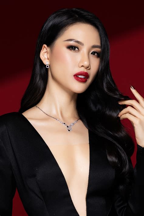 Bùi Quỳnh Hoa Hoa Hậu Hoàn Vũ Việt Nam Miss Cosmo Vietnam