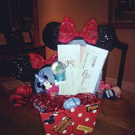 It's broken down into sections of disney gifts for adults, disney gifts for kids, gifts for the whole family, and disney luggage and bags so you can. Disney charity auction basket | Disney Gift Baskets ...