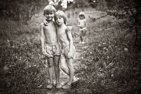 Moms Gorgeous Black And White Photos Capture The Innocence Of