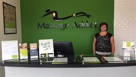 Massage Addict S 75th Clinic Opens In Red Deer Alberta Canadian Franchise
