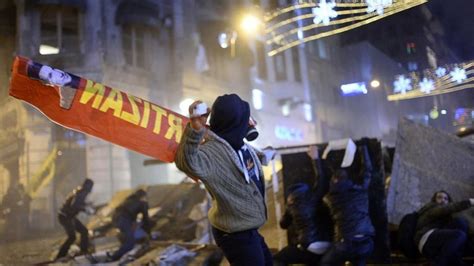 Las protestas violentas vuelven a Turquía y agudizan la crisis de gobierno