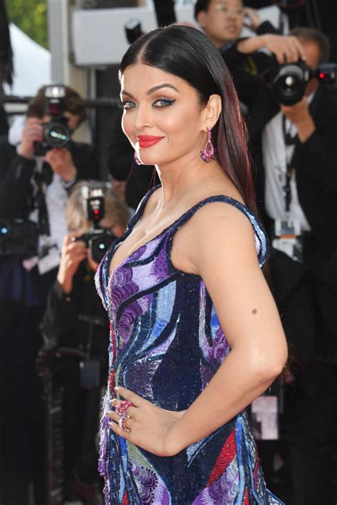 Aishwarya Rai Girls Of The Sun Premiere At Cannes Film Festival