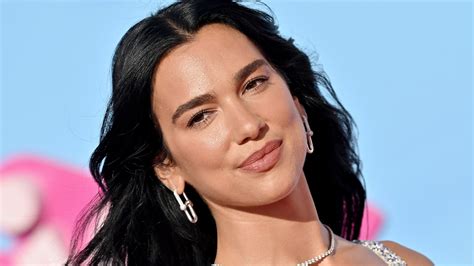 Dua Lipa Shows Off Her Stunning New Hair Color Unseen Before Verve Times