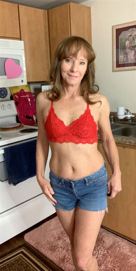 Tw Pornstars Cyndi Sinclair Twitter Where Are You I Need A Hand In The Kitchen 636 Pm