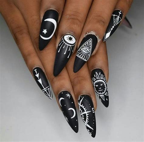 Witch Nails For Halloween