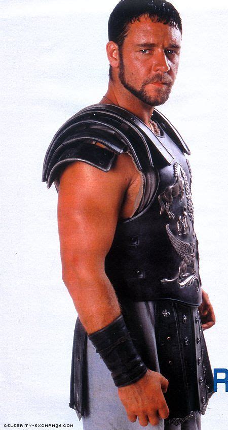Russell Crowe Hot