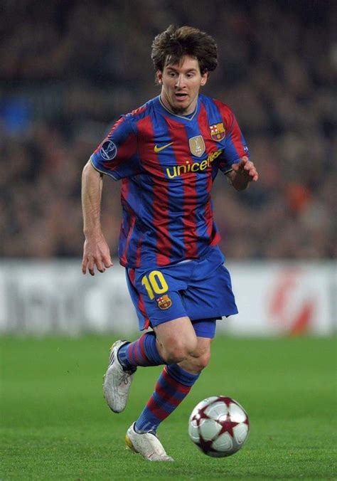 Jun 05, 2021 · three games into the 2010/11, messi could've had his career ended up before it had really begun when atletico madrid defender tomas ujfalusi lunged in on the argentine at the vicente calderon. Soccer News World: Lionel Messi is a Striker from FC Barcelona
