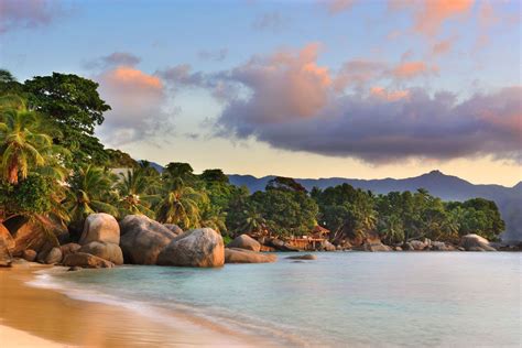 Playas De North Point Seychellesplayas De Mahé Seychelles
