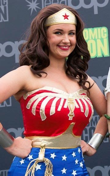 Pin By Cindy Burton On Wonderwoman Wonder Woman Cosplay Wonder Woman