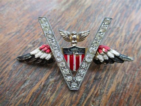 Wwii Victory Pin Rhinestone V For Victory Eagle Wings Usa Etsy