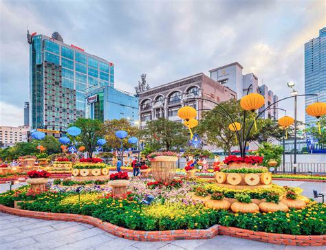 Nguyen Hue Flower Street To Open Its Doors To Visitors For 8 Days