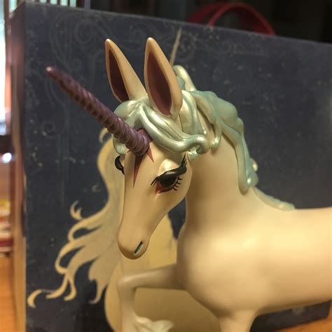 Review Chronicle Collection The Last Unicorn Statue