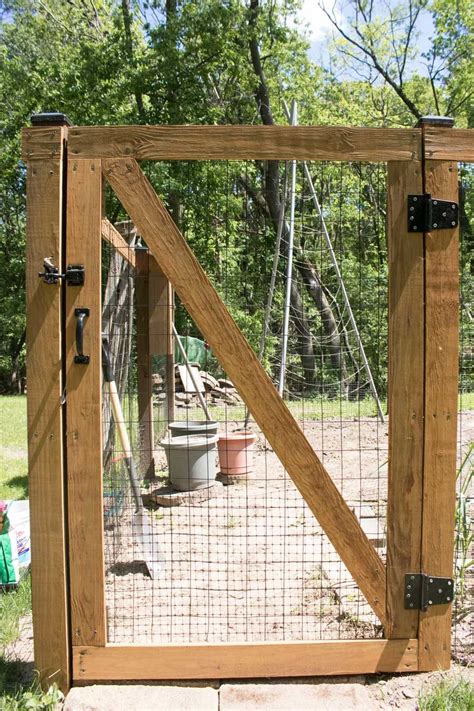 Diy Garden Fence Self Closing Hinges And Designed With Easy To