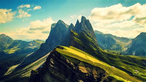 15 Beautiful Hd Wallpapers Of Mountains And Rivers