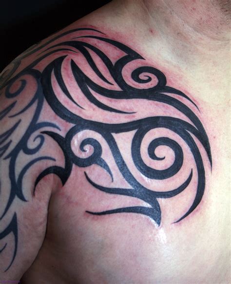 24 Tribal Tattoo Arm Shoulder Chest Terbaru Dan Terlengkap