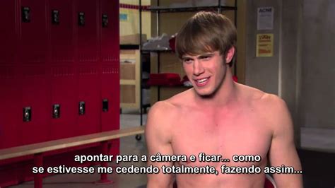 Glee Sneak Peek do episódio Naked LEGENDADO YouTube