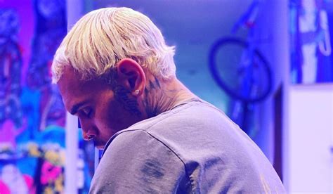 Whatever your natural hair color is, you will find here some really cool ideas with highlights or solid color. Chris Brown Morphing Into Justin Bieber? Fans Losing It ...