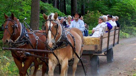 Wagon And Carriage Rides Leavenworth Washington