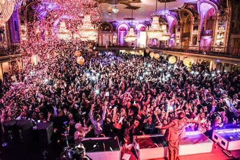 Best New Years Eve Events In Chicago To Ring In 2023 Including Parties