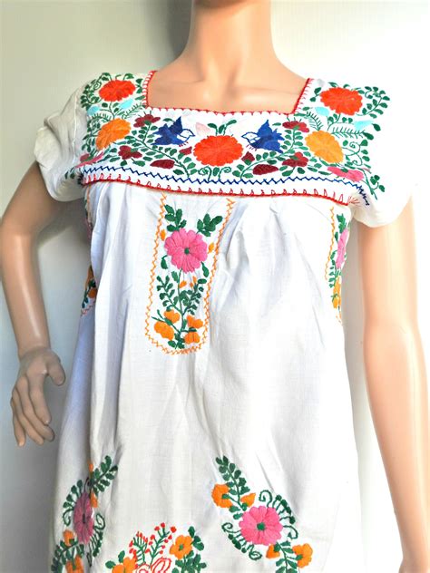 Womens Embroidered Mexican Peasant Flowers Dress Cinco De Mayo