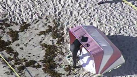 Womans Body Washes Ashore On Miami Beach Wsvn 7news Miami News