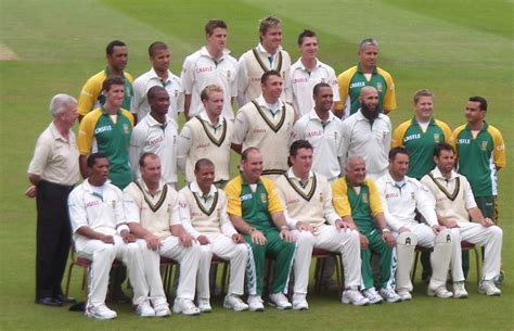 As many as 36 players have led south africa in the history of south african test cricket. File:South African Cricket team 2008.jpg - Wikimedia Commons