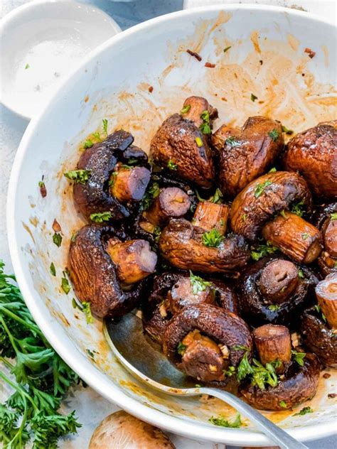 Easy Roasted Mushrooms With Garlic And Soy Sauce Drive Me Hungry