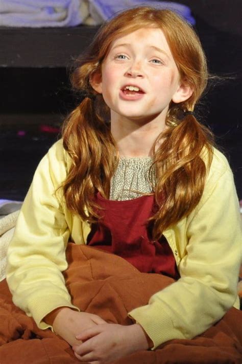 Hfac Alum Set To Star As Annie On Broadway Sadie Sink Stranger Things Max Annie On Broadway