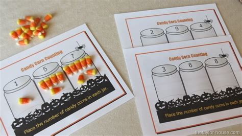 Halloween Kids Activity: Candy Corn Counting {FREE Printable} | The