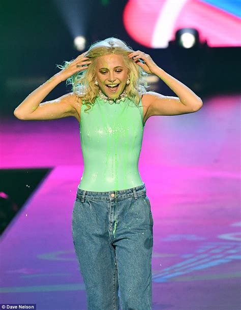Pixie Lott Covered In Gunge At Nickelodeons Slimefest Daily Mail Online